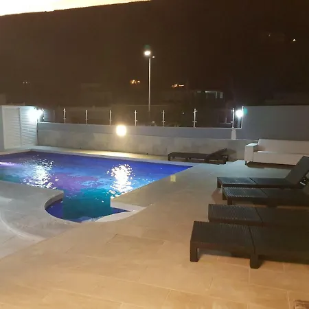 Casa De Dragon